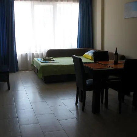 Marinakievi Apartment *